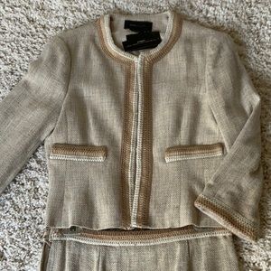 BCBGMaxazaria  ladies two piece outfit. Tweed jacket & Skirt